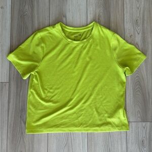 GapFit Size Small Green Slightly Crop Textured (Ribbed) Shirt